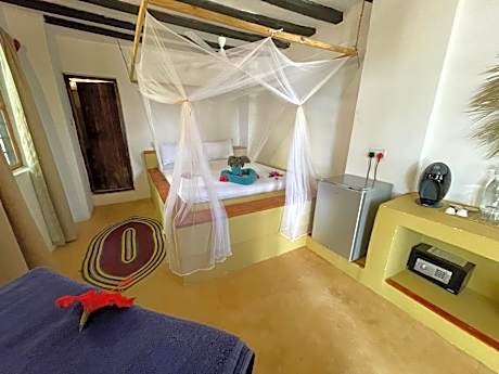 Double Room with Balcony and Sea View