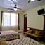 Hotel La Guaria Inn & Suites
