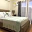 MaRoy Suites at Asteria Residences (Near NAIA with free Parking+Fiber Internet)