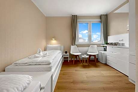 Twin Room with Private Bathroom