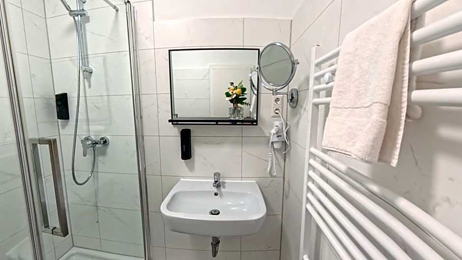 D&D Hotel by Wiggers