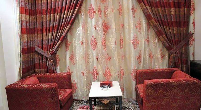 Marina Royal Hotel Suite