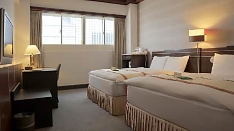 Economy Family Room with Bath