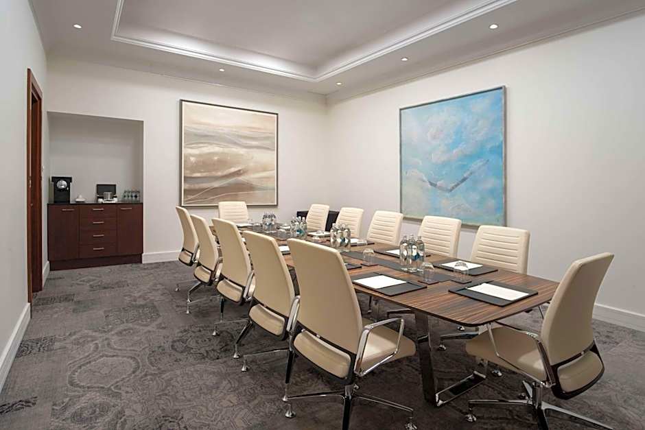 Grand Hotel Vilnius, Curio Collection by Hilton