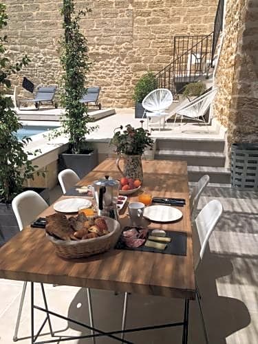 La Cour St Siffret- Uzès