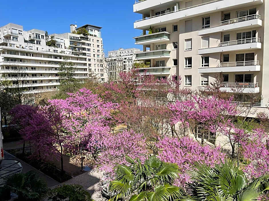 Appartement 2P avec Terrasse Paris La Défense -Dans Aparthotel