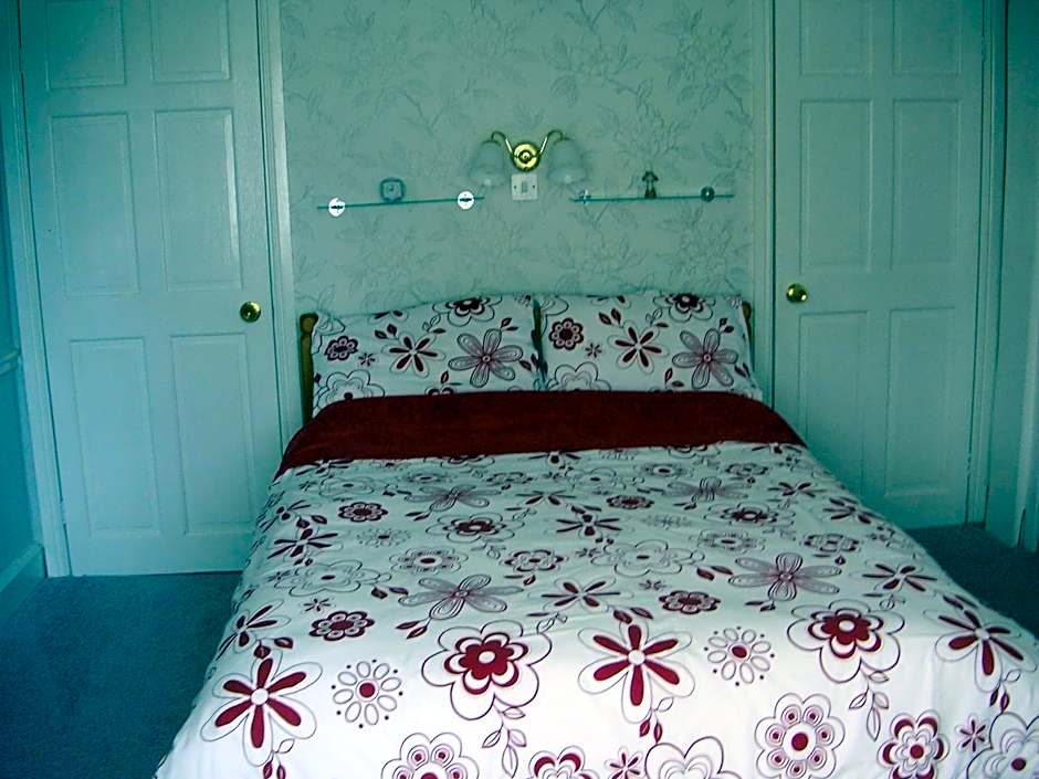 Ty Newydd Guest House