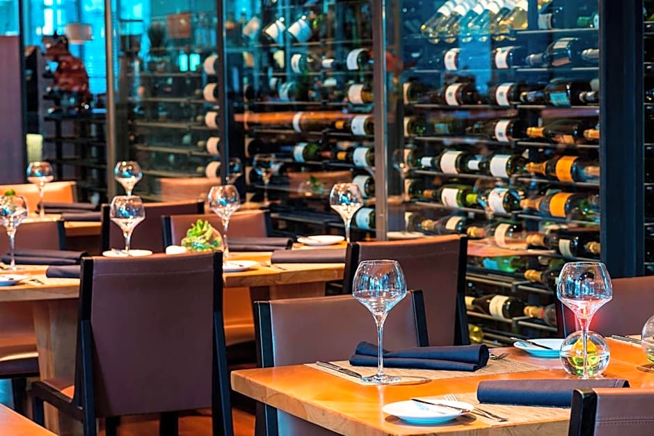 Renaissance Santiago Hotel