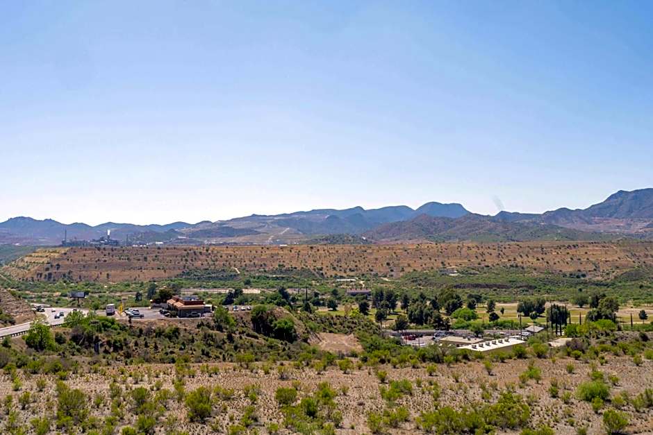 Travelodge by Wyndham Globe AZ