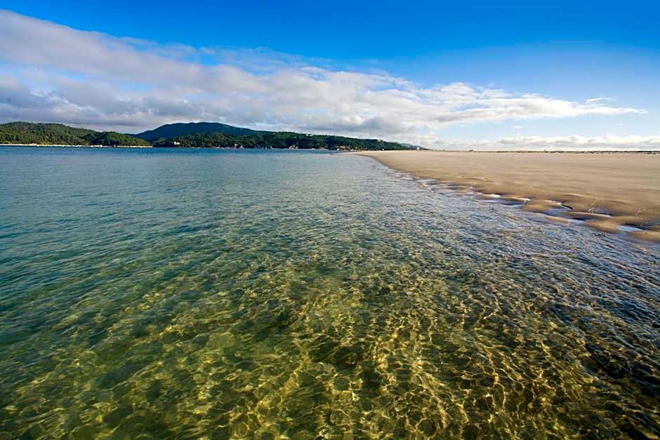 Aqualuz Troia Rio by The Editory