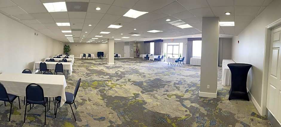 Holiday Inn Hotel & Suites Daytona Beach On The Ocean by IHG