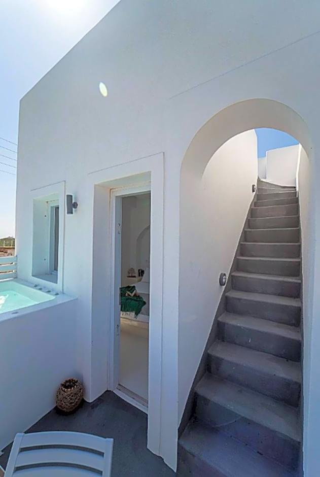 Santorita Suites
