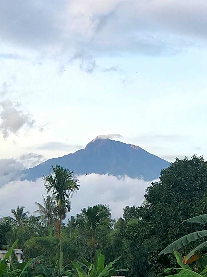 Pondok rinjani bungalow tetebatu