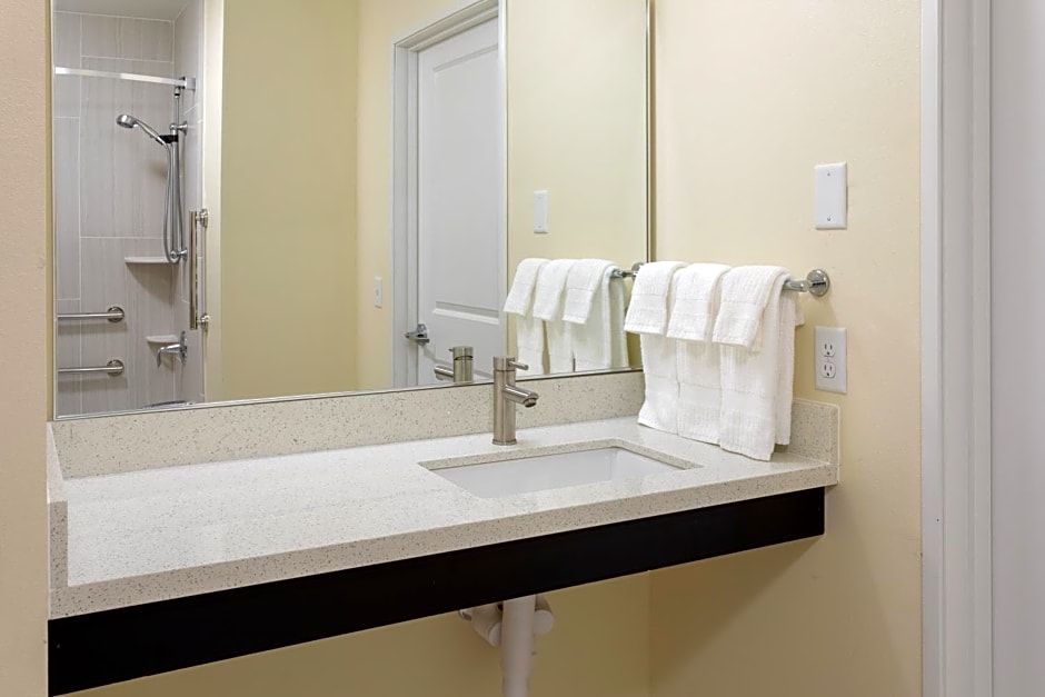 Candlewood Suites Rochester Mayo Clinic Area By IHG
