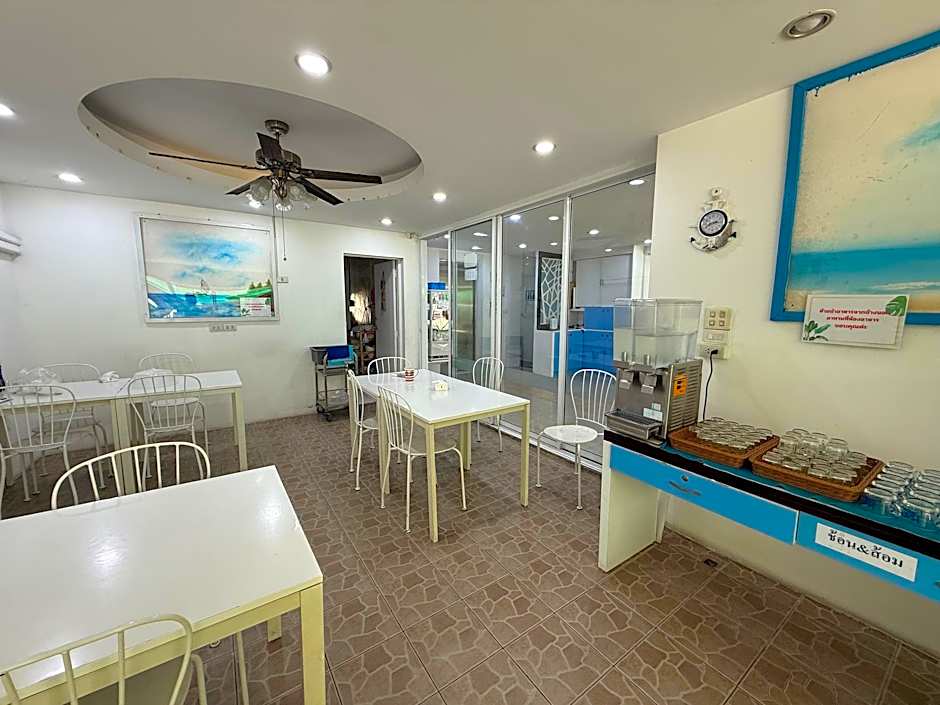 Bed By Boat Hotel & Apartment