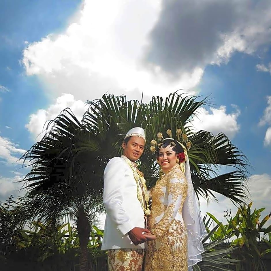 D'Fresh Guest House and Resto