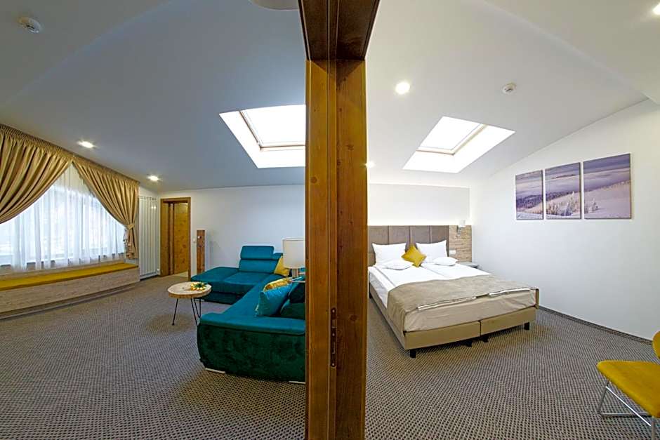 AQUARIUS BOUTIQUE HOTEL