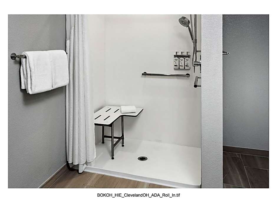 Holiday Inn Express Brookpark-Cleveland Airport Hotel By IHG