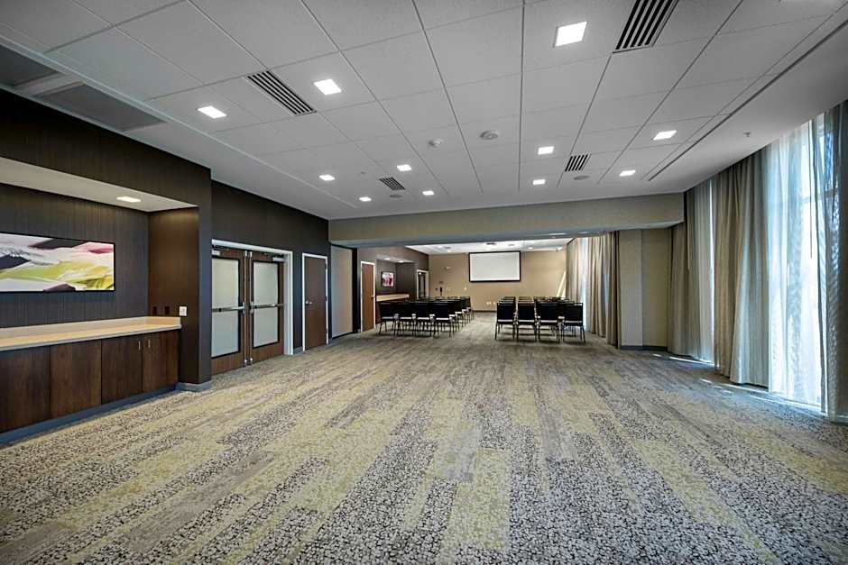 Courtyard by Marriott Russellville