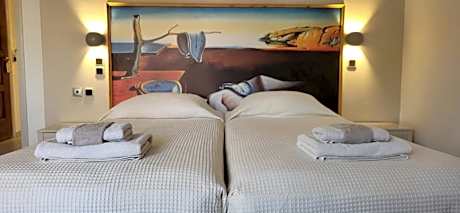Double or Twin Room with City View