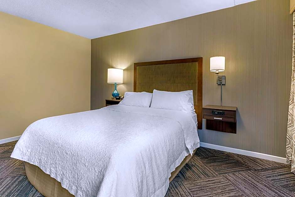 Hampton Inn By Hilton Green Bay Downtown WI
