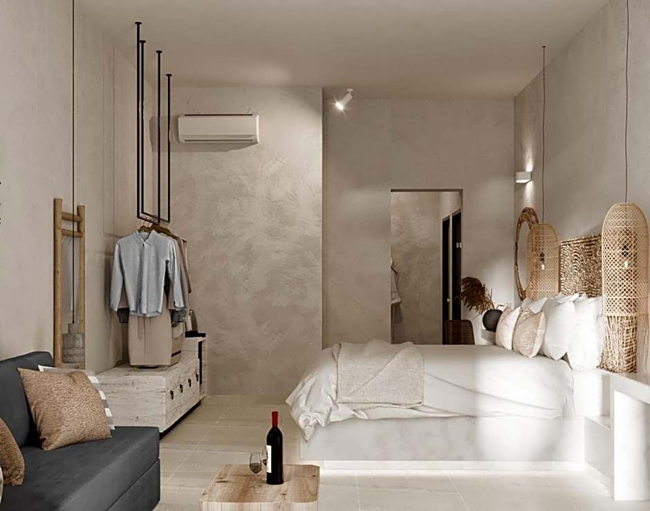 Delfini Beach Hotel & Suites