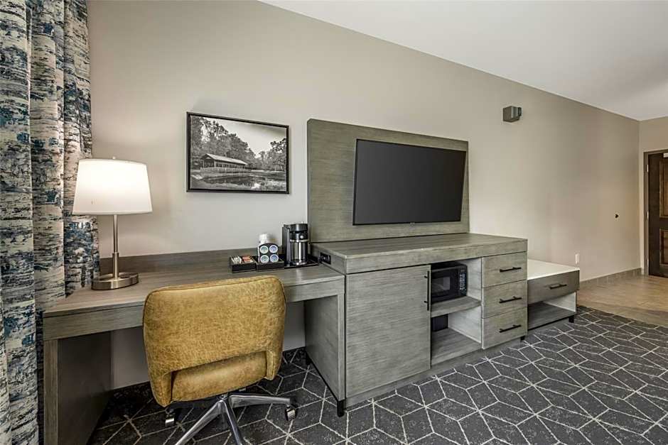 Best Western Plus Lawrenceburg