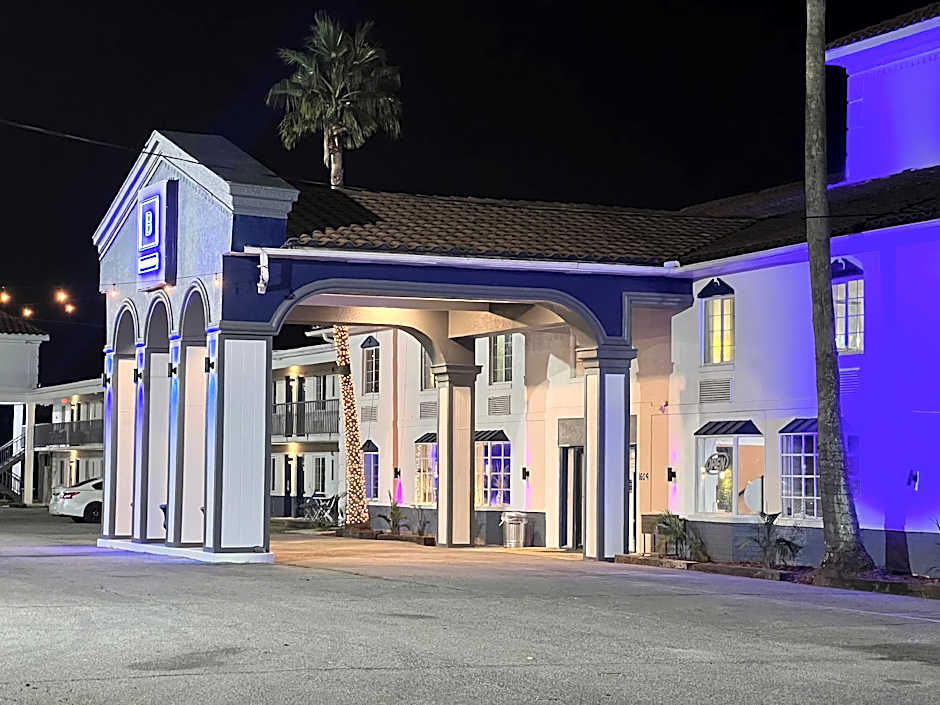 Boardwalk Suites Lafayette