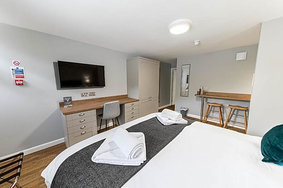 Chequers Lodge- Dalton-in- Furness- Self check in- for professionals and tourists