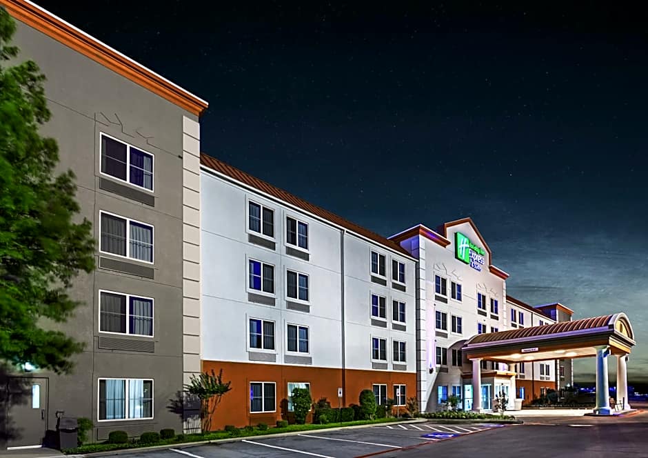 Holiday Inn Express Hotel & Suites Dallas Lewisville By IHG