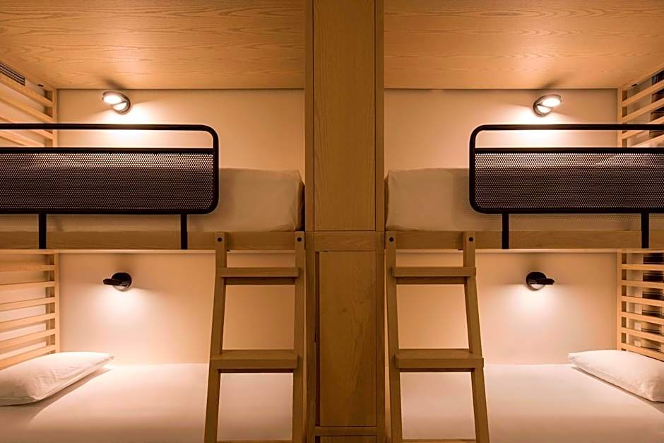 Moxy by Marriott NYC Chelsea