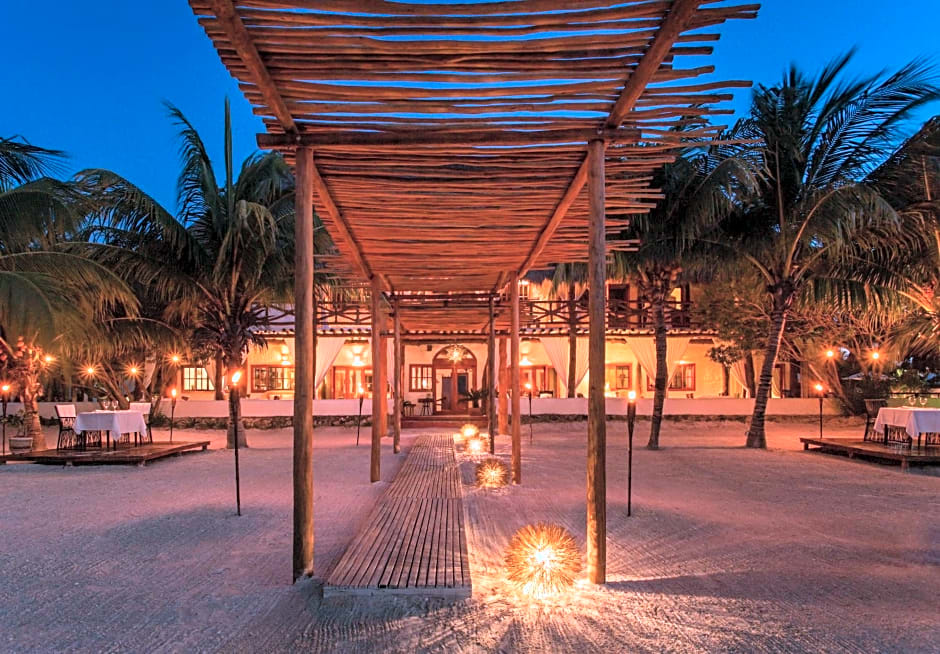 Ser Casasandra Boutique Hotel                                                                    