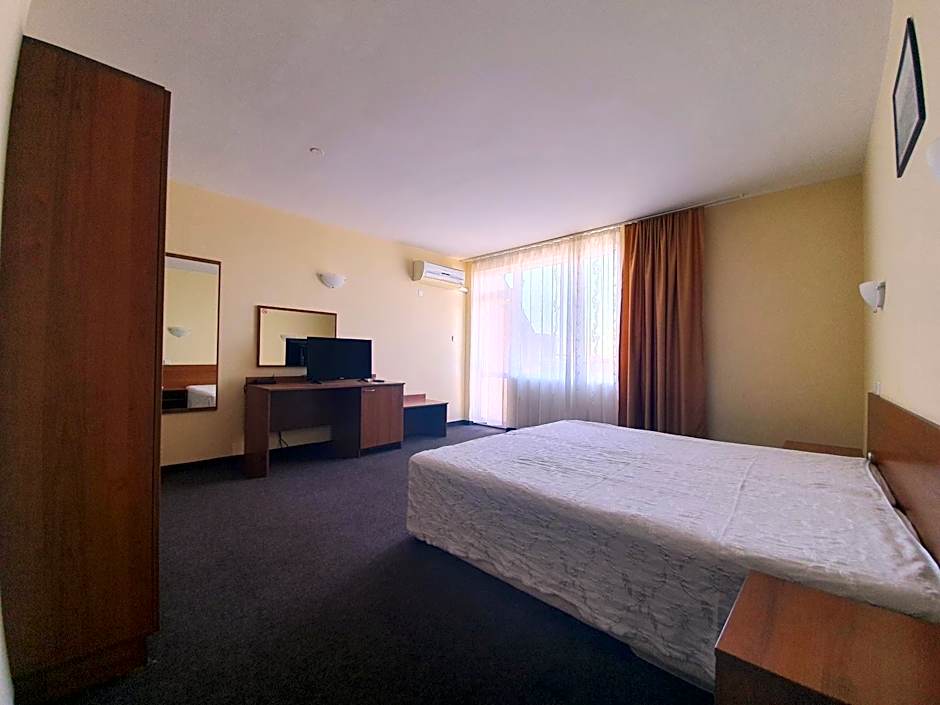 Sandor Hotel