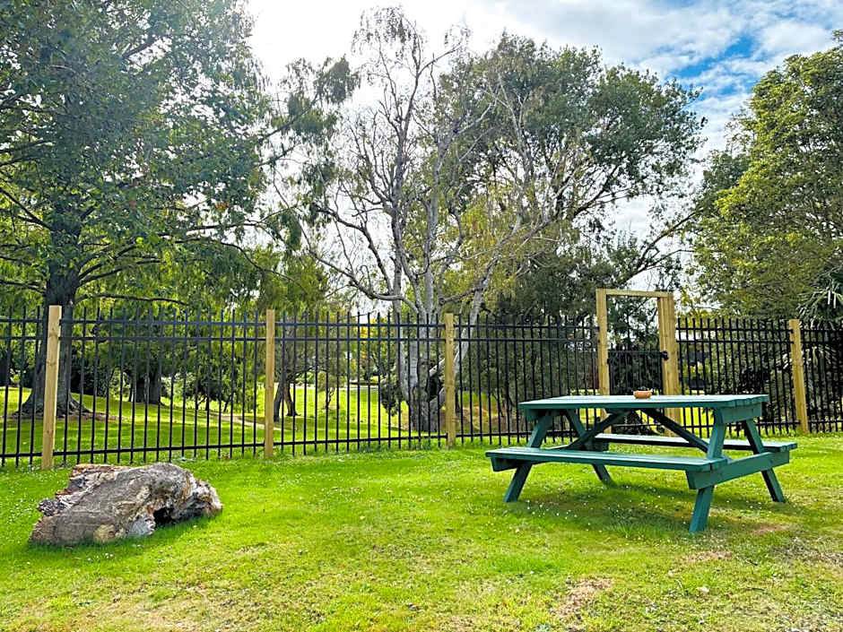 Awatea Park Motel
