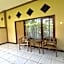 Taxa Raya Guest House