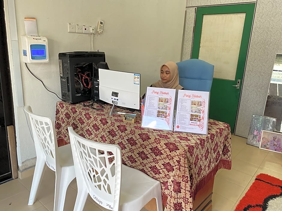 90115 Citra Kadok Hotel & Banquet Hall