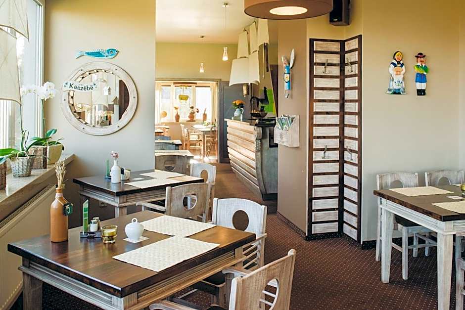 Hotel Na Skarpie - Charzykowy