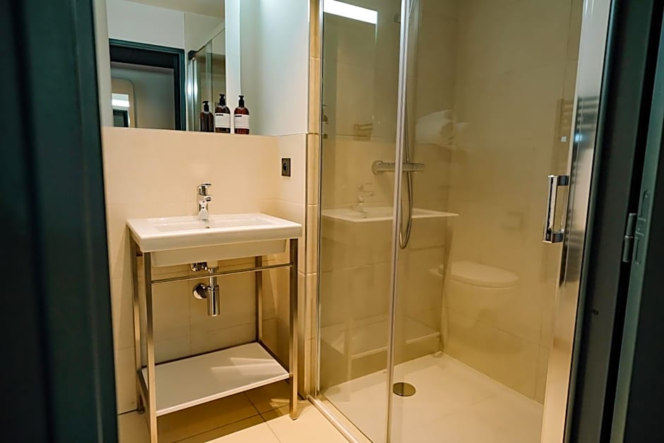 ibis Styles Bordeaux Lac Bruges