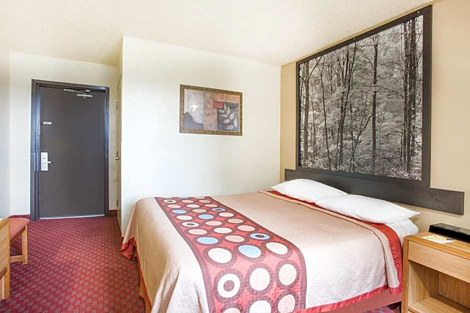 Super 8 by Wyndham Lexington VA