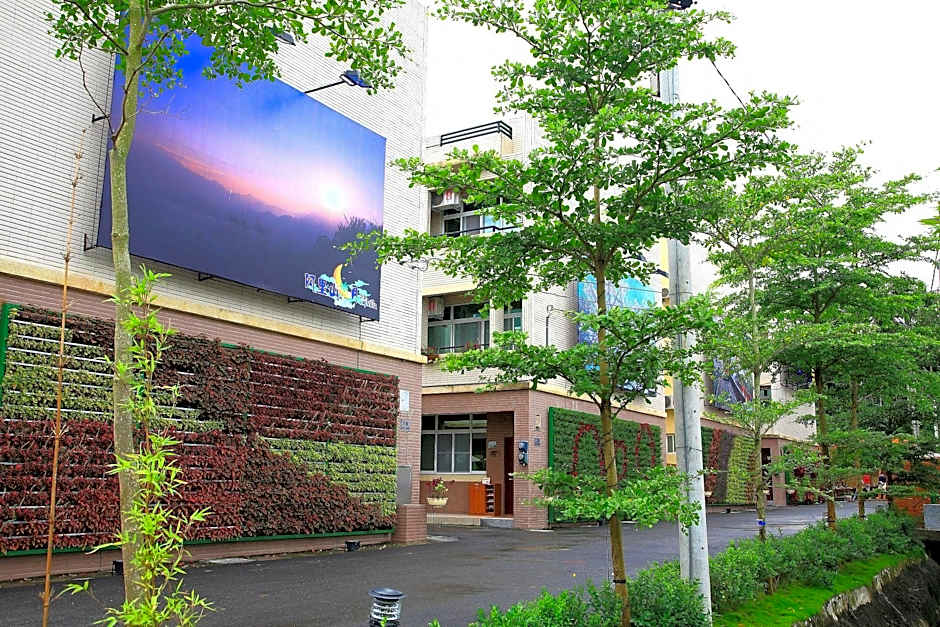 Moon Villa