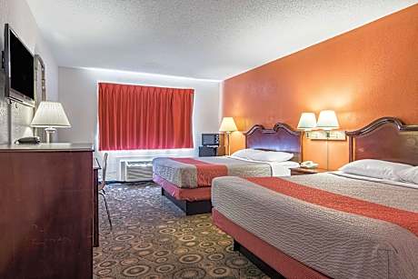 2 Full Beds | Mobil Access Tub Nsmk Micfridg