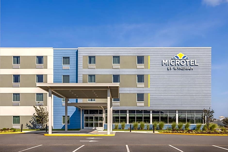 Microtel Inn & Suites by Wyndham Rehoboth Beach