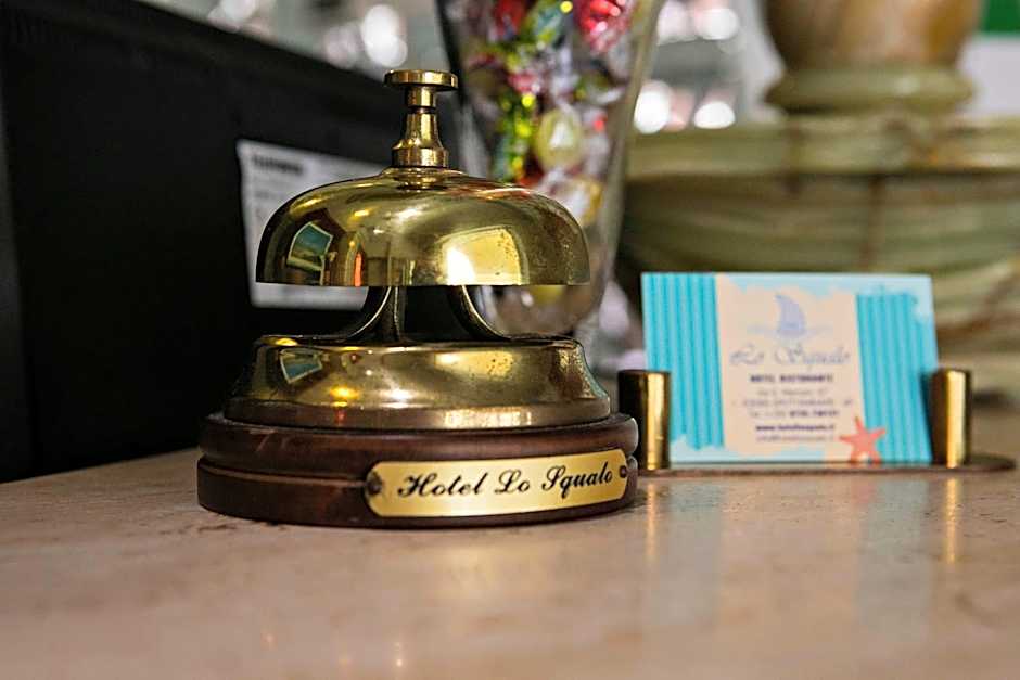 Hotel lo Squalo