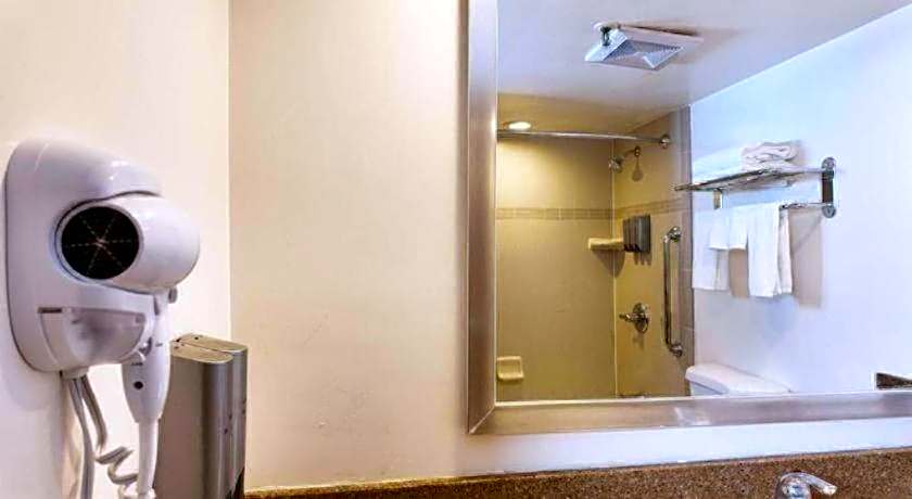 Alhambra Hotel