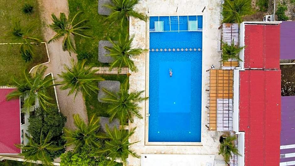 Aquamarina Hotel