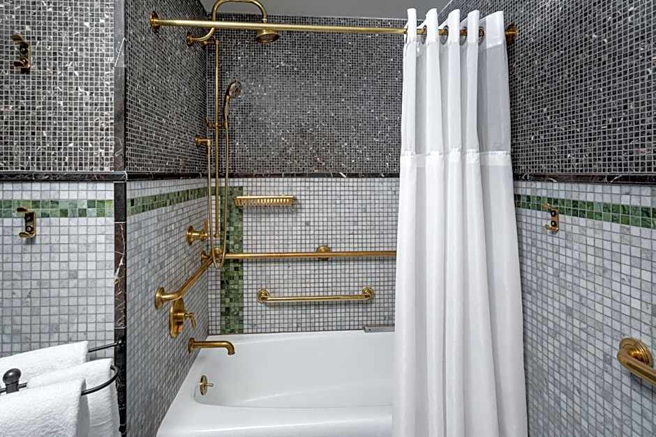 Le Meridien New York, Central Park