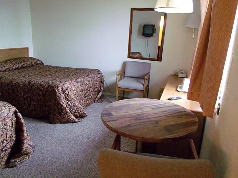 Narrow Gauge Railroad Inn