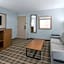 AmericInn by Wyndham Douglas/Saugatuck