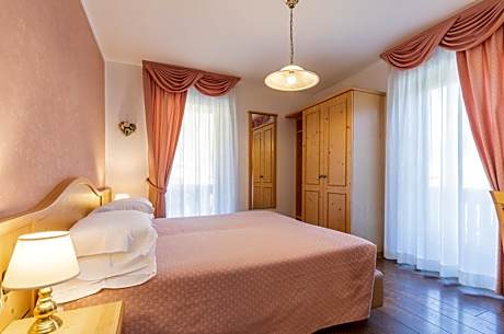 Standard Double or Twin Room with Balcony