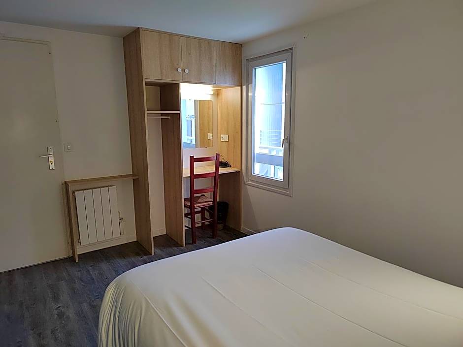 FASTHOTEL PARIS OUEST BOUAFLE